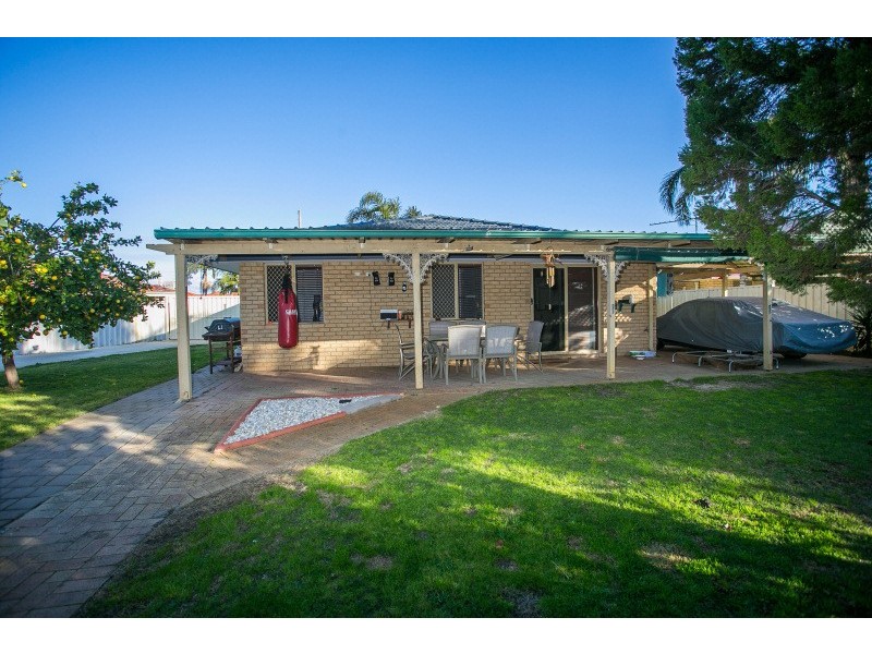 10 Rhone Place, Beechboro WA 6063