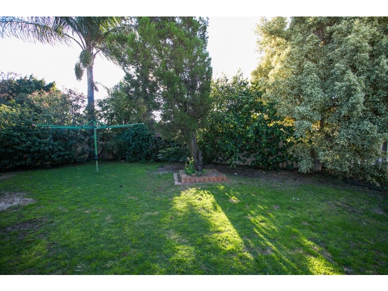 10 Rhone Place, Beechboro WA 6063