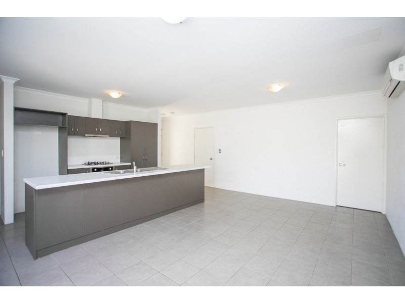 6C Messenger Street, Kelmscott WA 6111