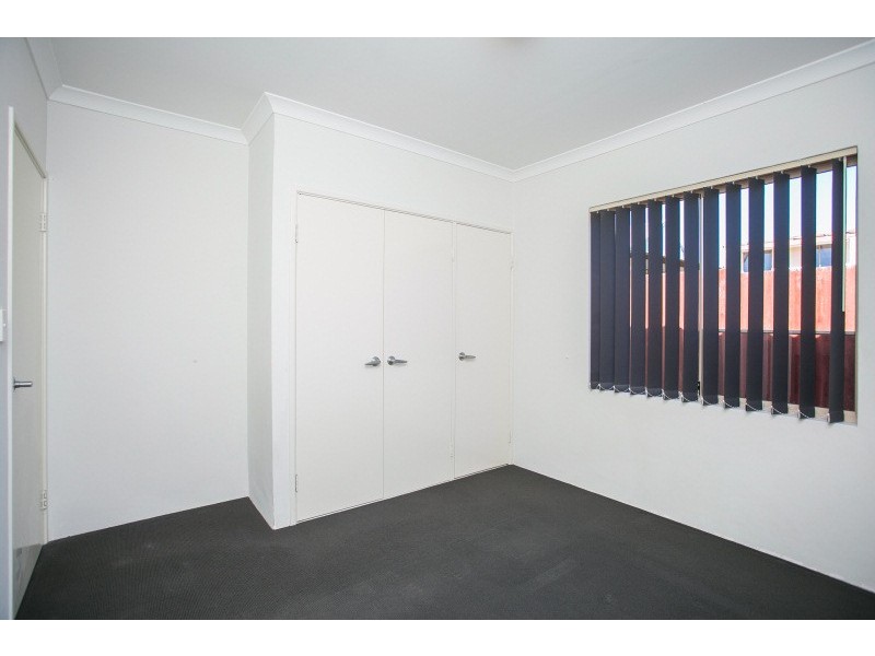 6C Messenger Street, Kelmscott WA 6111