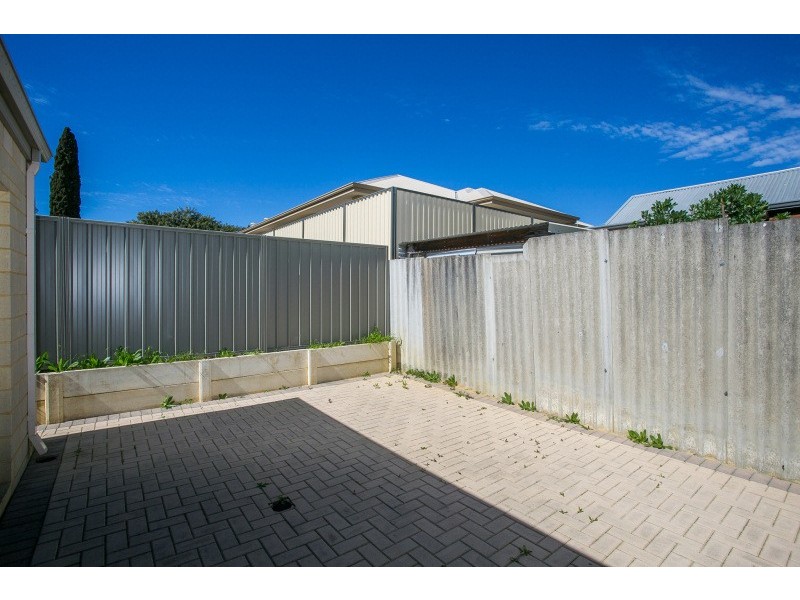 6C Messenger Street, Kelmscott WA 6111