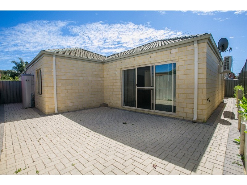 6C Messenger Street, Kelmscott WA 6111