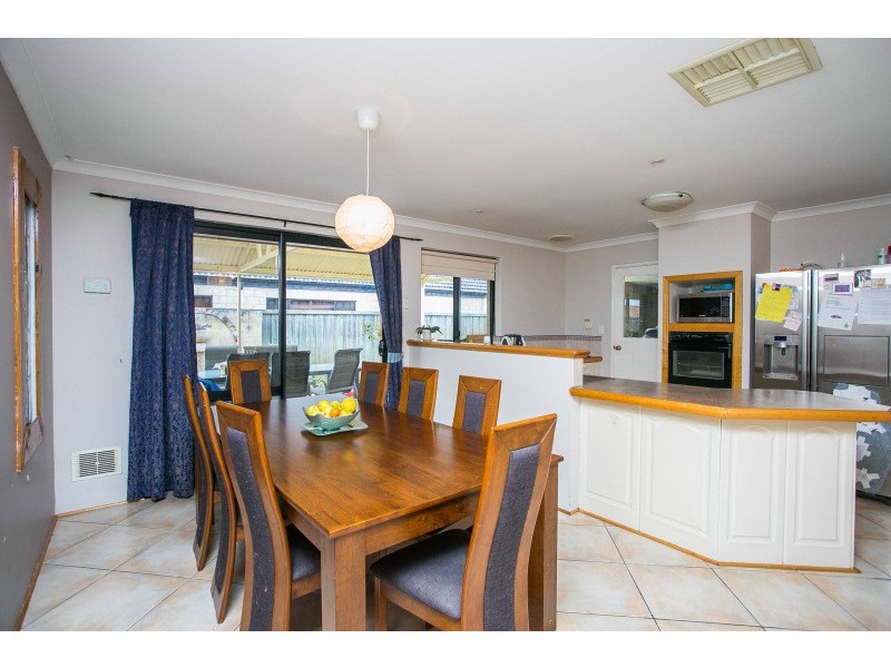 5 Ponte Vecchio Boulevard, Ellenbrook WA 6069