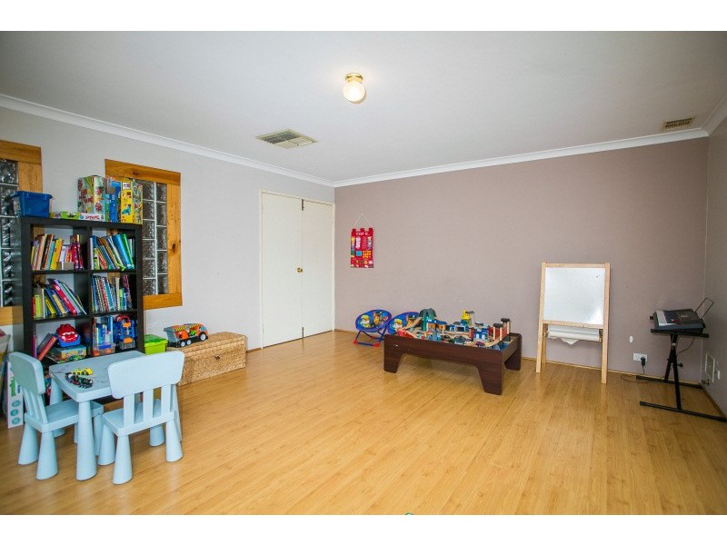 5 Ponte Vecchio Boulevard, Ellenbrook WA 6069