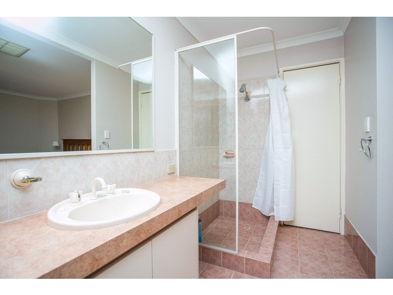 5 Ponte Vecchio Boulevard, Ellenbrook WA 6069
