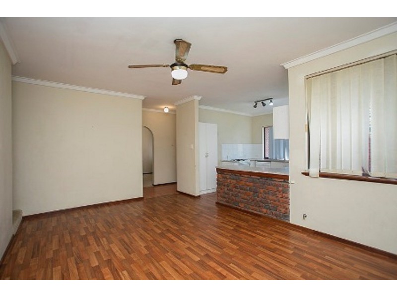 15 Ledger Street, Warnbro WA 6169