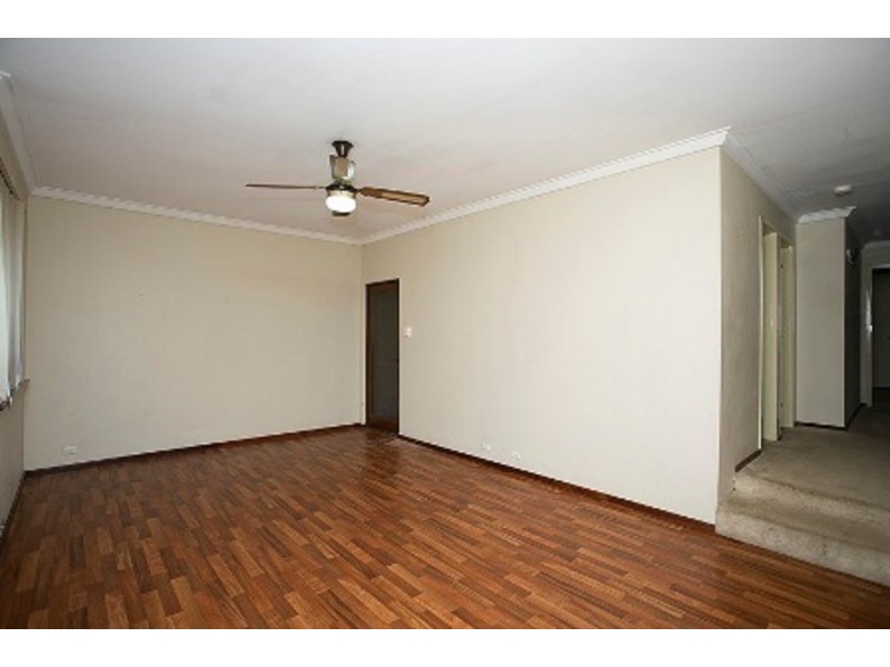 15 Ledger Street, Warnbro WA 6169