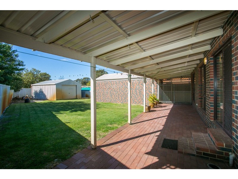 14 Drysdale Street, Eden Hill WA 6054
