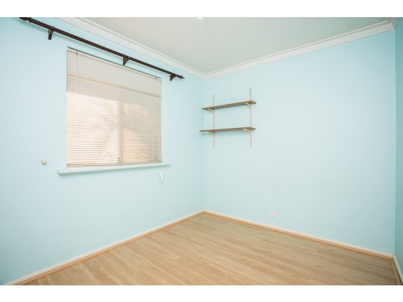 24 Elkhorn Street, East Cannington WA 6107