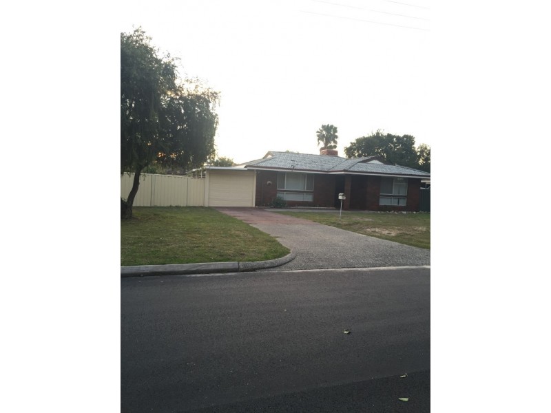 24 Elkhorn Street, East Cannington WA 6107