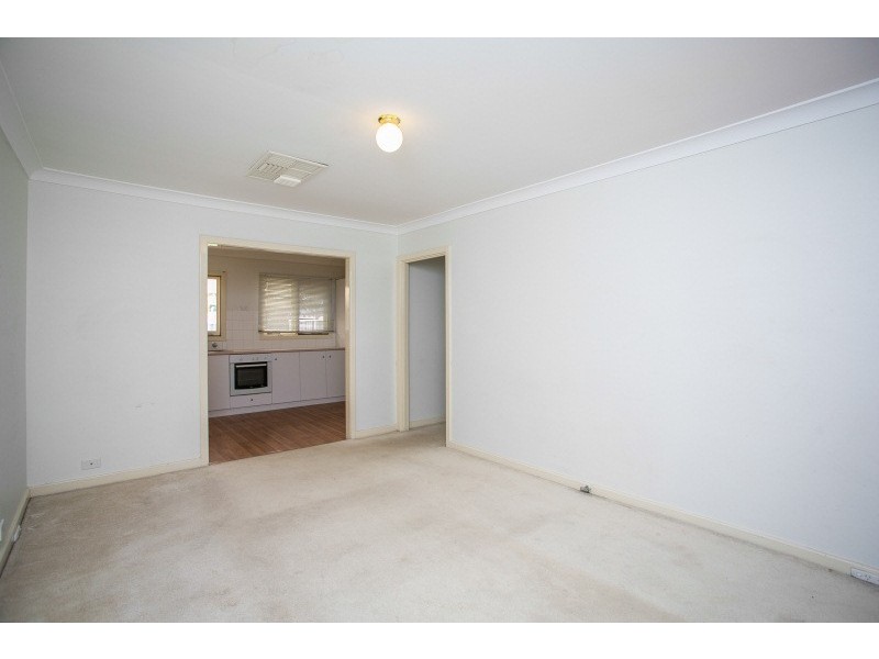 2/37 Varcoe Road, Koondoola WA 6064