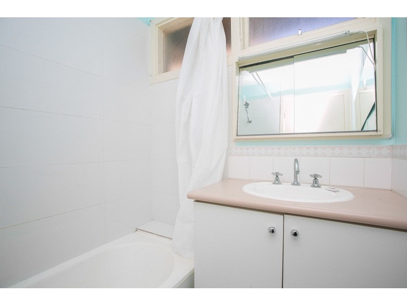 2/37 Varcoe Road, Koondoola WA 6064