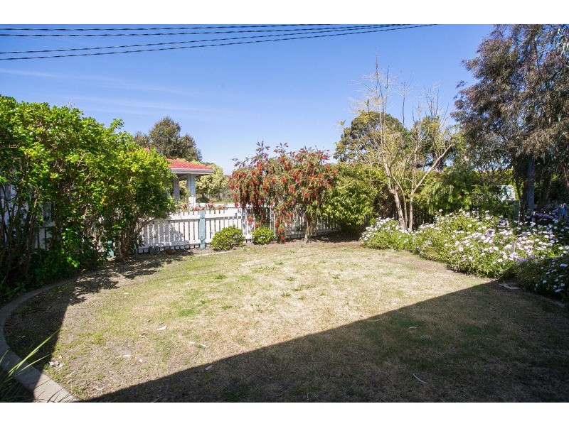 2/37 Varcoe Road, Koondoola WA 6064