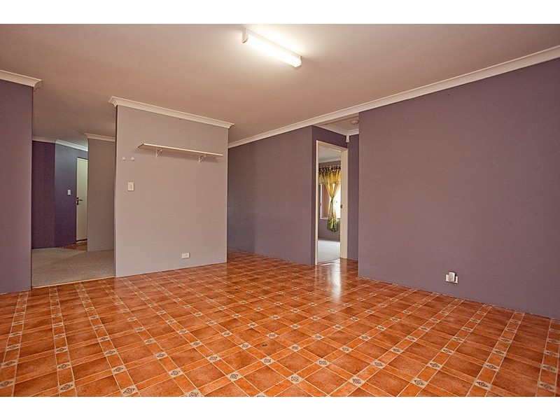 17 Peran Street, Beechboro WA 6063