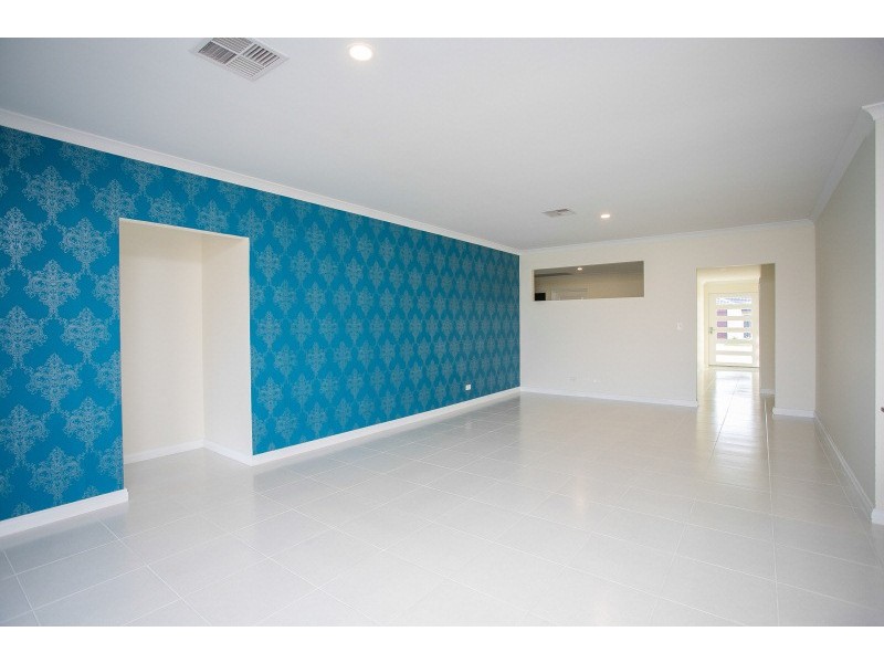 37 Dreng Way, Henley Brook WA 6055