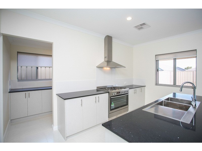 37 Dreng Way, Henley Brook WA 6055