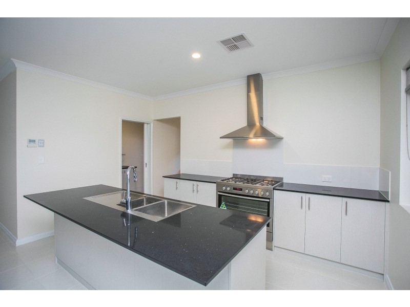 37 Dreng Way, Henley Brook WA 6055