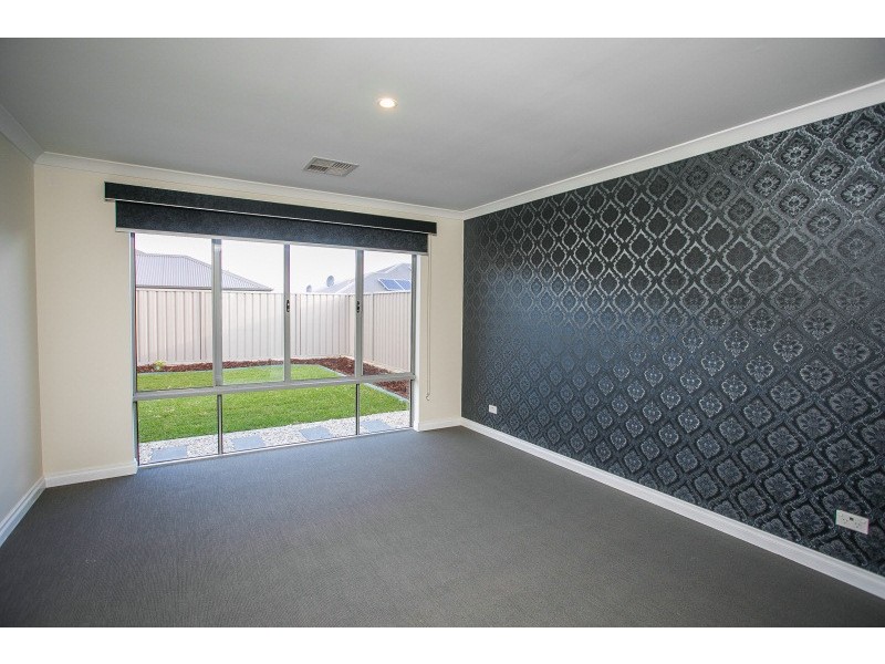 37 Dreng Way, Henley Brook WA 6055