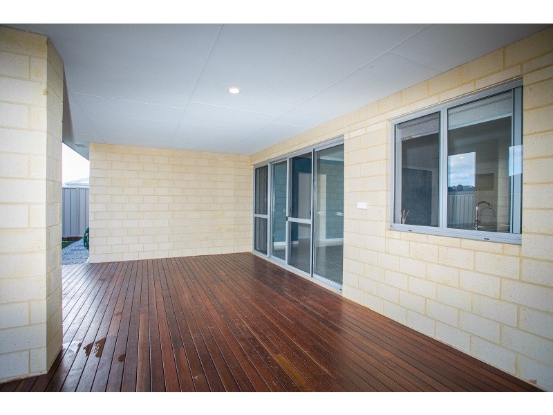 37 Dreng Way, Henley Brook WA 6055