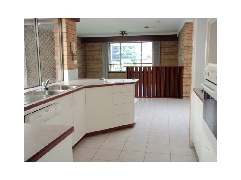 9 Waterloo Court, Alexander Heights WA 6064