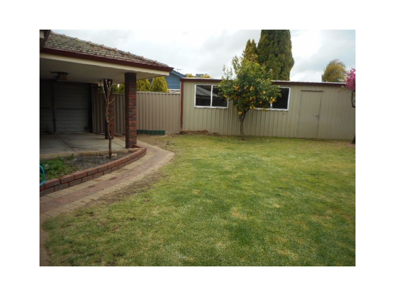 9 Waterloo Court, Alexander Heights WA 6064