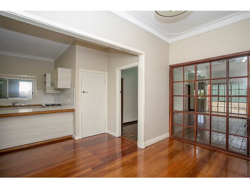 27 Kenilworth, Bayswater WA 6053