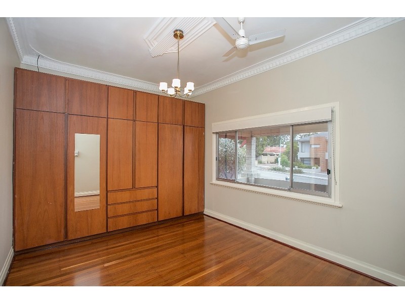 27 Kenilworth, Bayswater WA 6053