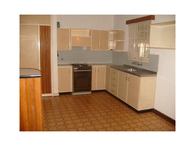 36 Clara Street, Gosnells WA 6110