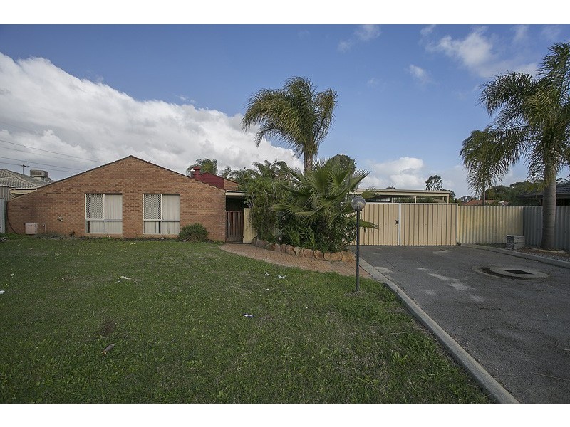 14 Chireton Place, Beechboro WA 6063