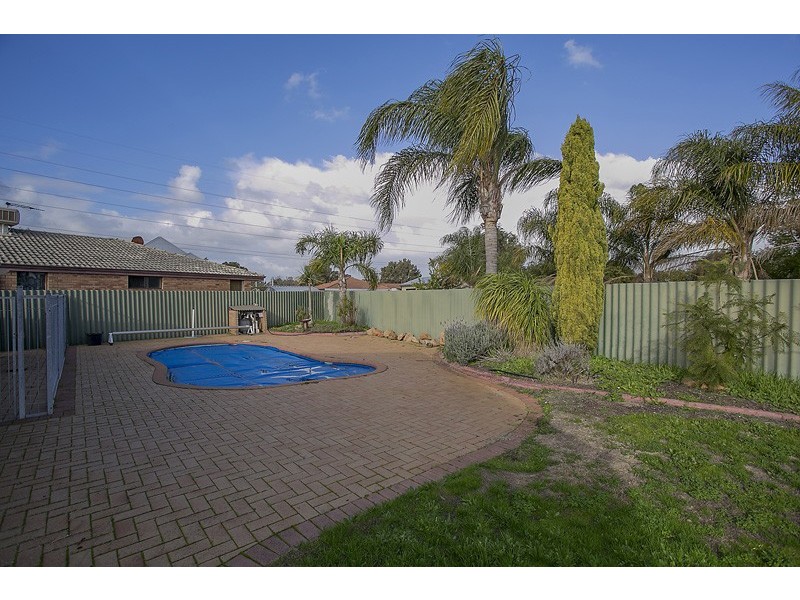 14 Chireton Place, Beechboro WA 6063