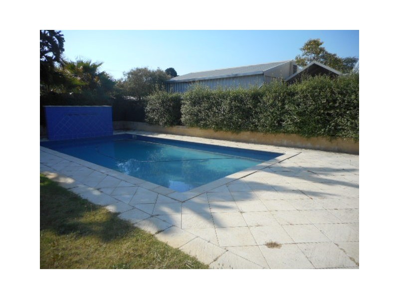 39 Chesterton Road, Bassendean WA 6054