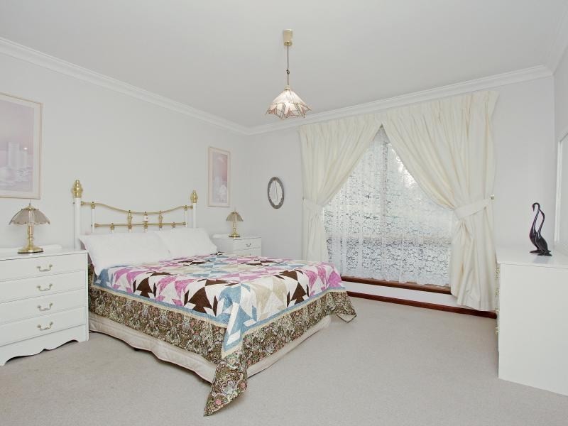 4 Timberlane Crescent, Beechboro WA 6063