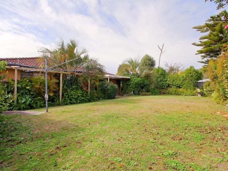 4 Timberlane Crescent, Beechboro WA 6063