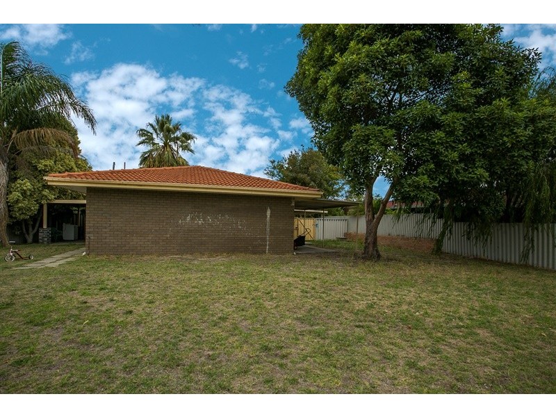 46 Hayden Way, Langford WA 6147