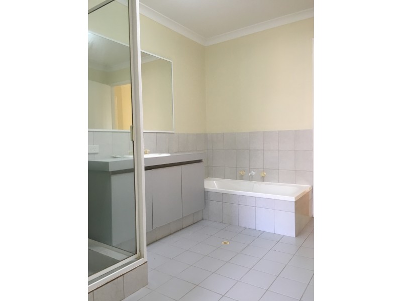 2/115 Bank Street, East Victoria Park WA 6101