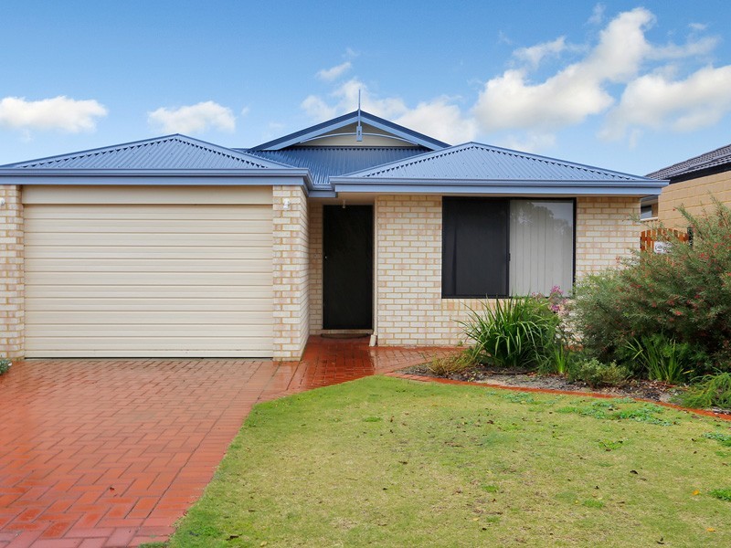 62B Hainsworth Avenue, Girrawheen WA 6064