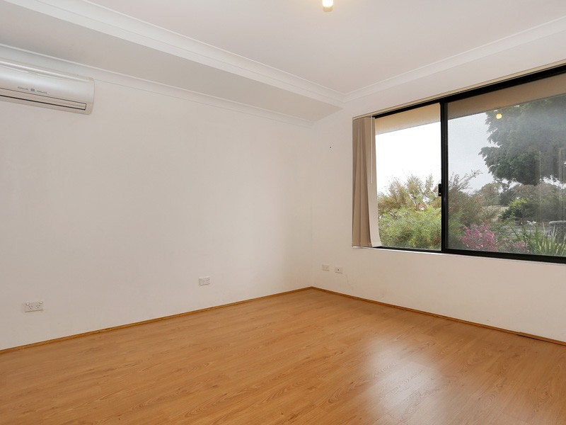 62B Hainsworth Avenue, Girrawheen WA 6064