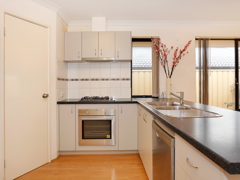 62B Hainsworth Avenue, Girrawheen WA 6064