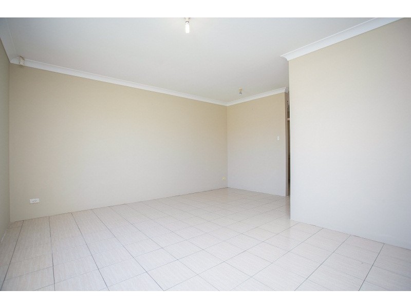 8 Amazon Drive, Beechboro WA 6063