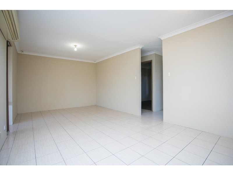 8 Amazon Drive, Beechboro WA 6063