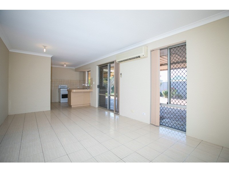 8 Amazon Drive, Beechboro WA 6063