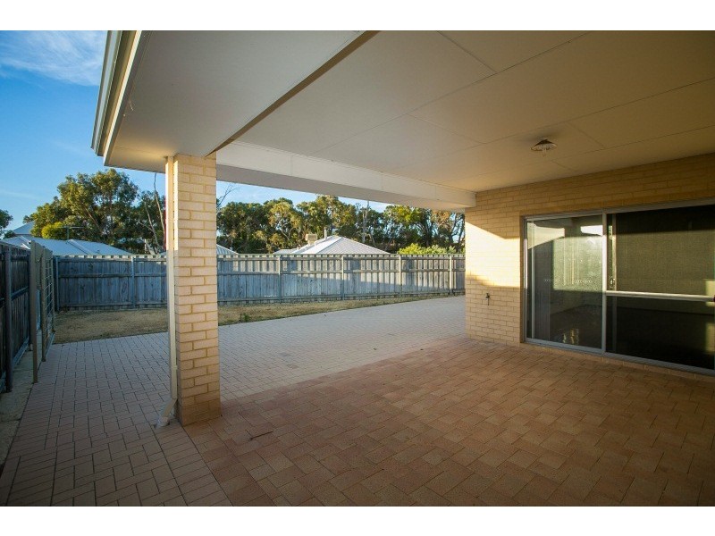 17 Cave Loop, Yanchep WA 6035
