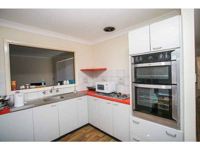 12 Hull Way, Beechboro WA 6063