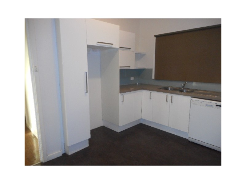 5 Templeton Crescent, Girrawheen WA 6064