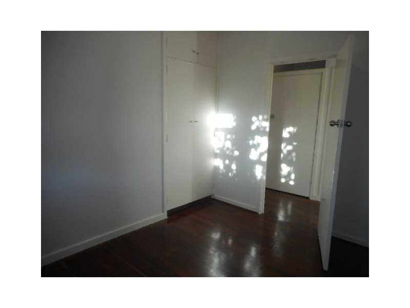 5 Templeton Crescent, Girrawheen WA 6064