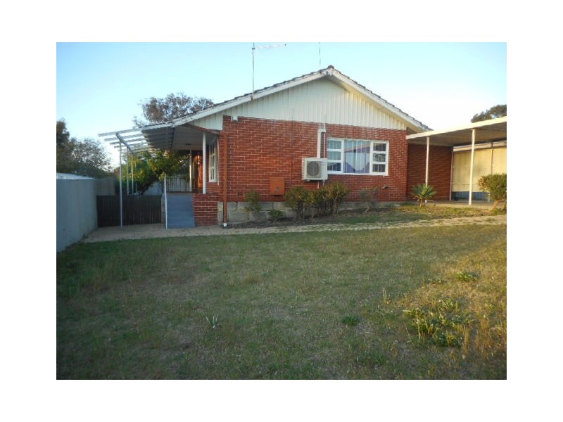 5 Templeton Crescent, Girrawheen WA 6064