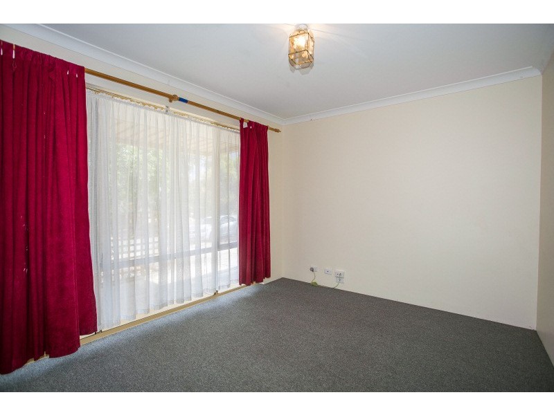 21 Wenstead Place, Stratton WA 6056