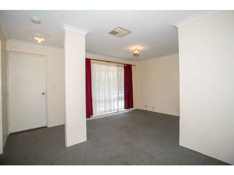 21 Wenstead Place, Stratton WA 6056