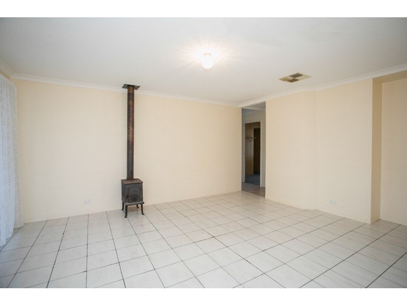 21 Wenstead Place, Stratton WA 6056
