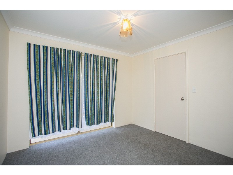 21 Wenstead Place, Stratton WA 6056
